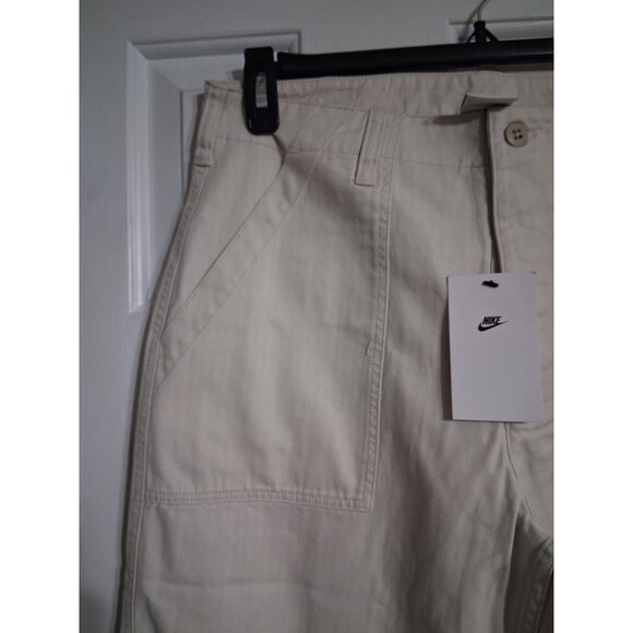 NWT Men's Nike Loose Fit Straight Leg Pants Size 30 - Picture 2 of 9